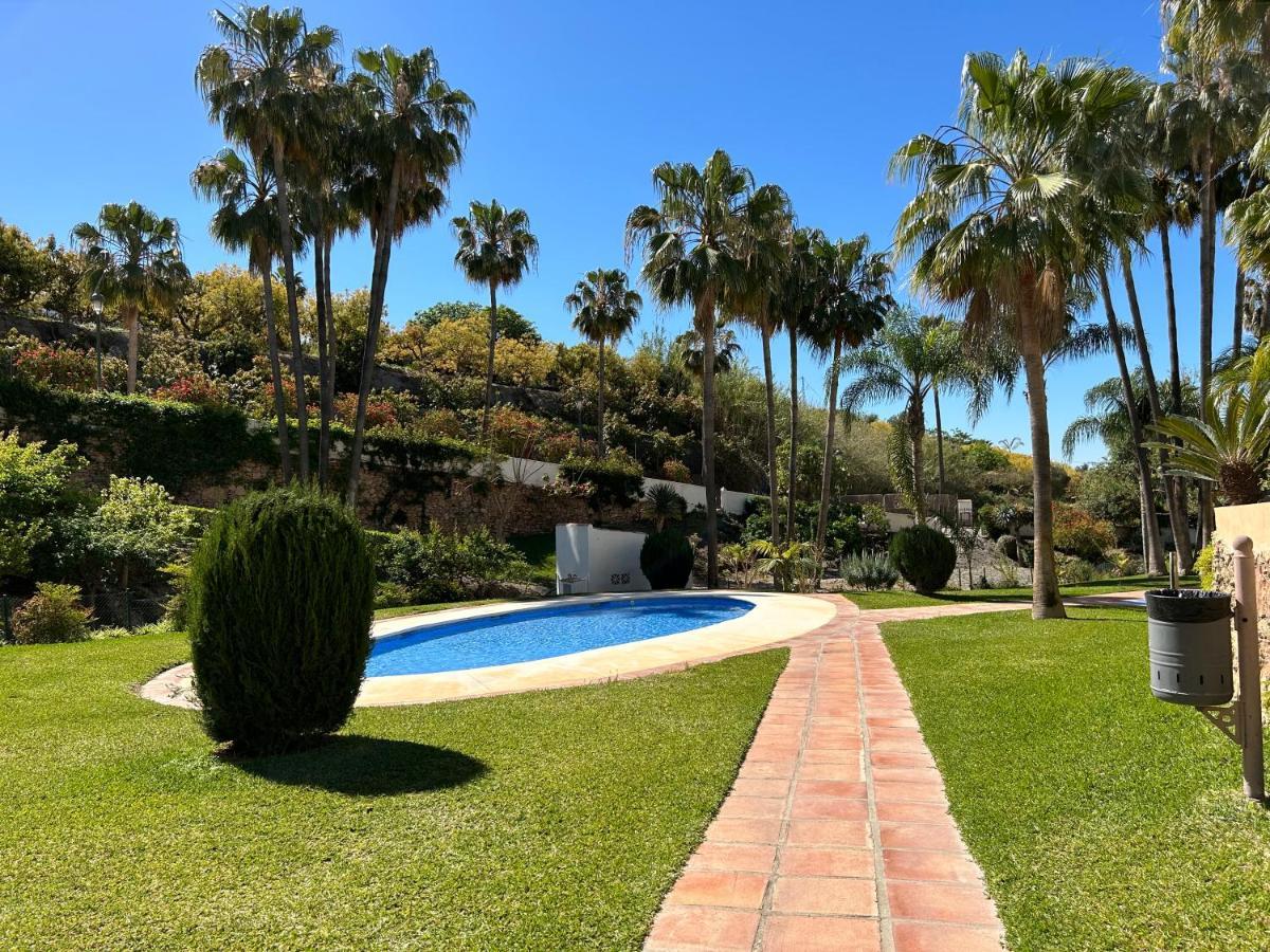 Hébergement de vacances Casa Con Terraza Y Hermoso Jardin Comunal